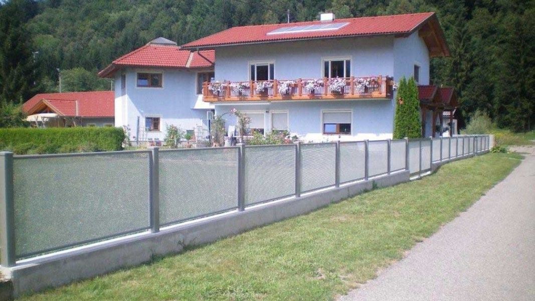 Guardi Loos Lochblechzaun silber-grau mit Lochung, Vorgartenzaun Einfamilienhaus